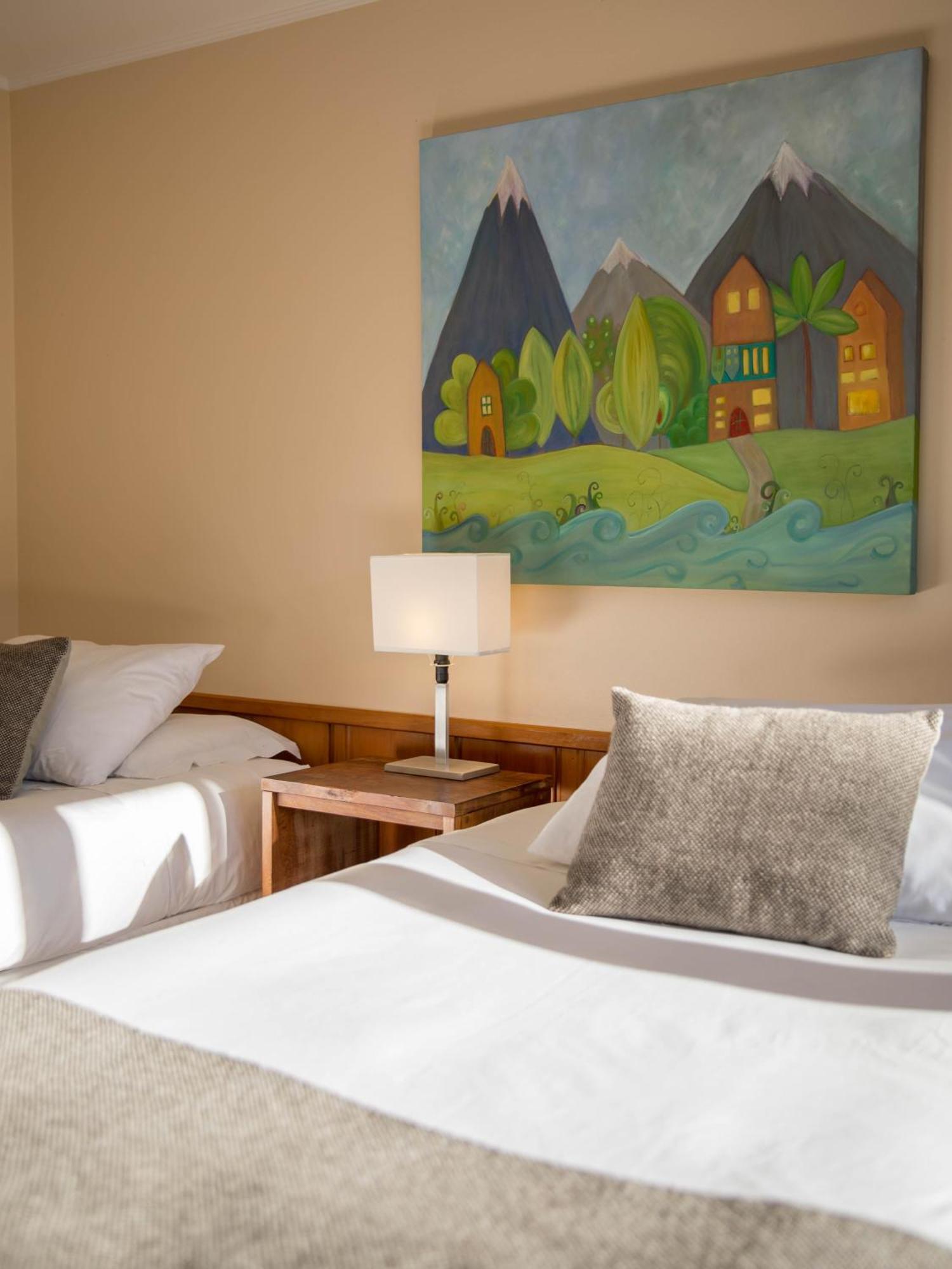 Amadeus Hotel Boutique Frutillar Luaran gambar